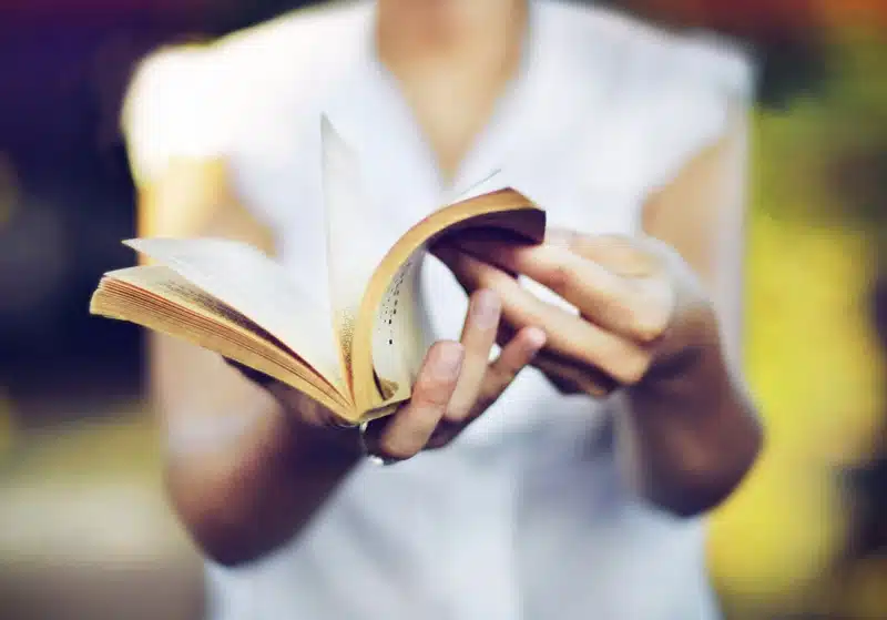 Comment lire un livre en moins d'une heure
